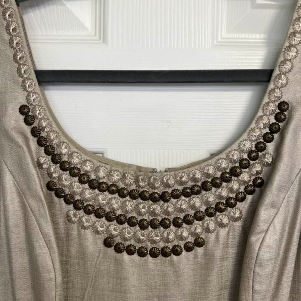 Antonio Melani Size 4 Embellished Sleeveless Pleated Midi Dress Beige Gold